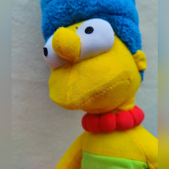 The Simpsons Marge 19" Plush Universal Studios Collectible Stuffed Figure - Picture 6 of 13